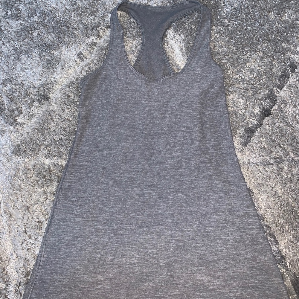 Lulu lemon tanktop